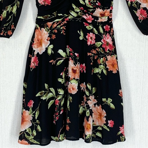Aqua~NWT~Womens 3/4 Sleeve Deep V-Neck Black Feminine Floral Mini Dress~Sz XS‎ - Picture 5 of 15